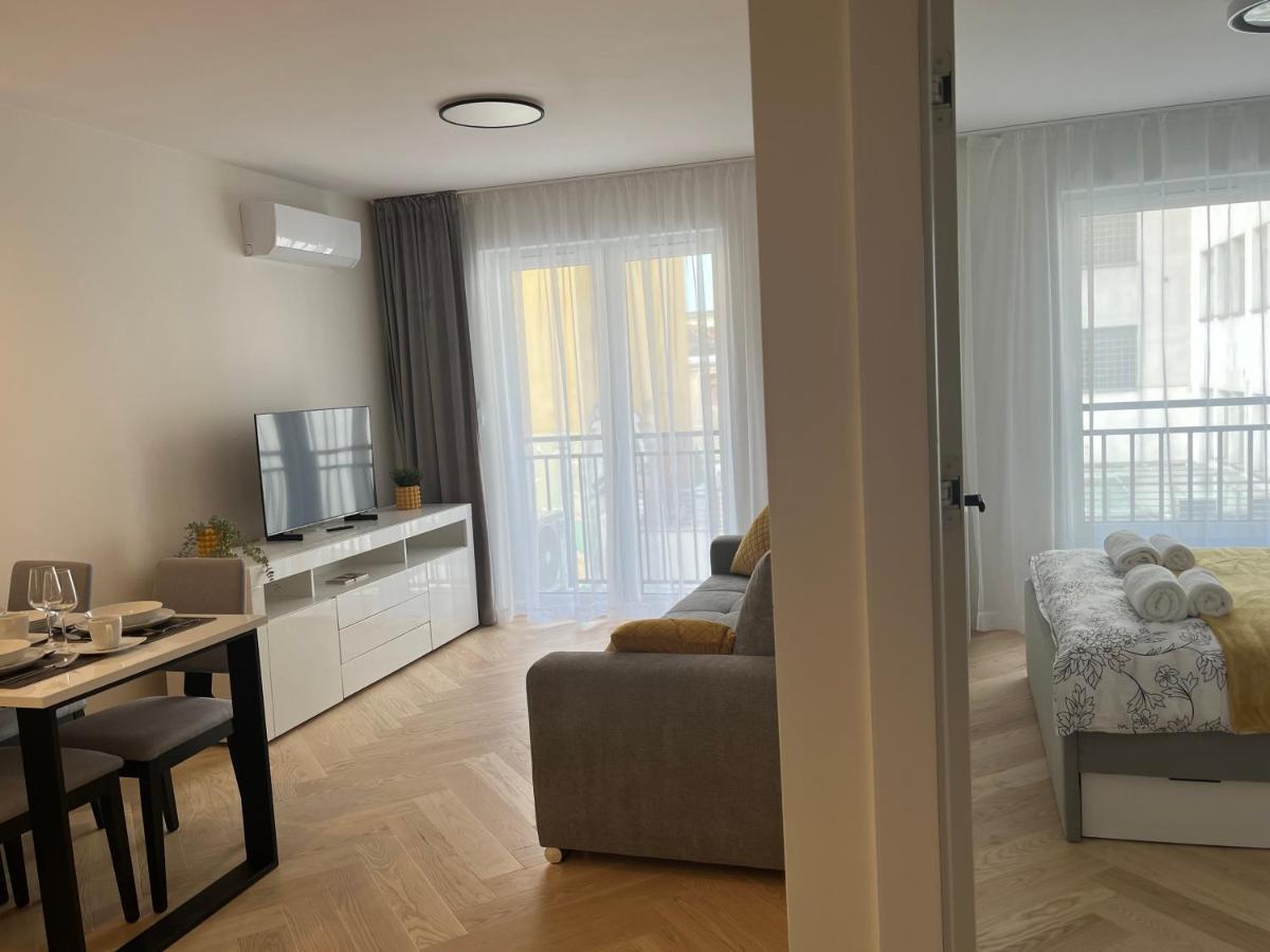 Widok - Przy Rynku Apartment